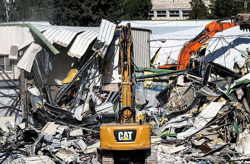 DÍA DE FURIA EN JERUSALÉN: DEMOLICIÓN DE LA&hellip;